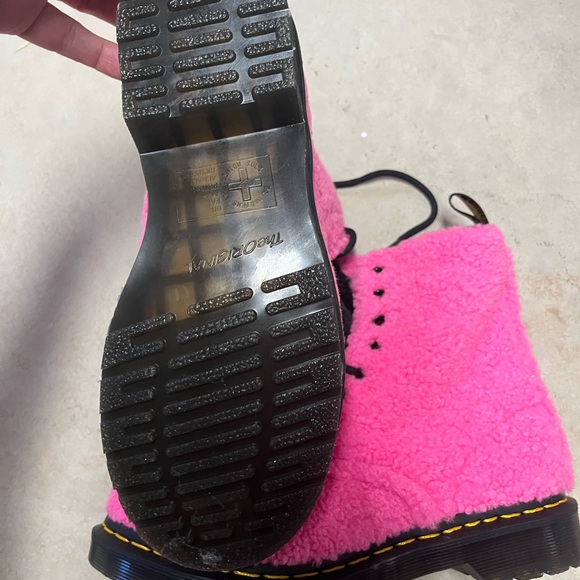 Sherpa doc martens. - Picture 4 of 5